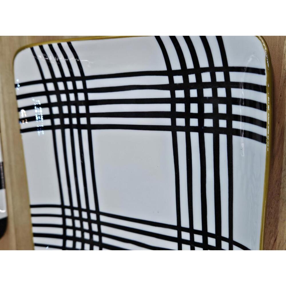 ​Set of 2 Over and Back Stoneware Plates Black & White Checkered and Plaid 6.5" - Picture 4 of 11
